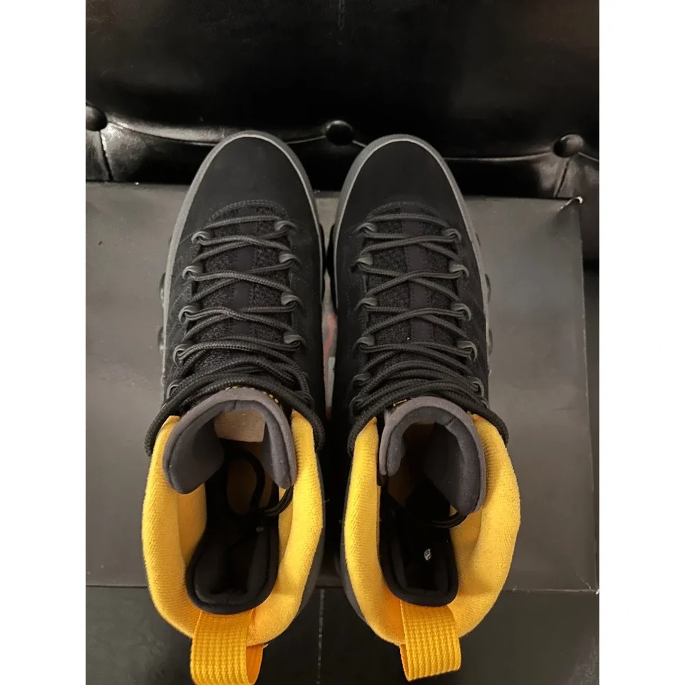 Jordan 9 Retro Dark Charcoal University Gold‎